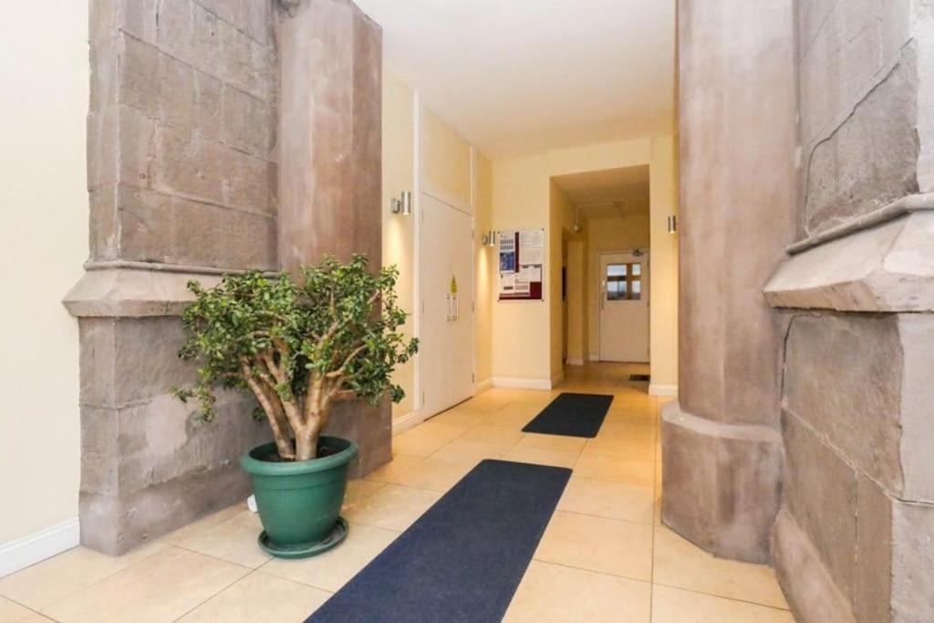 The Viewpoint, 2 Bedroom Apartment In Крийф Екстериор снимка
