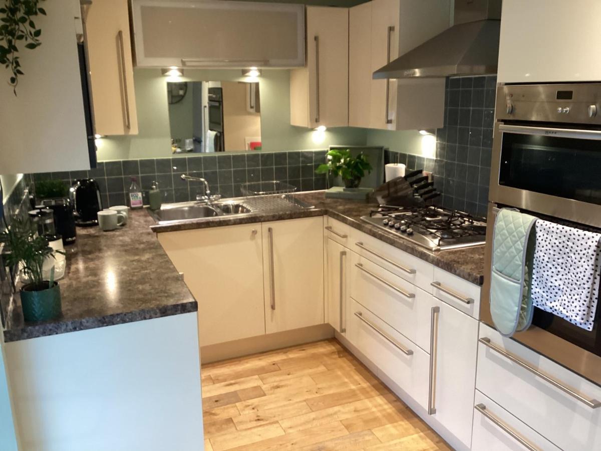 The Viewpoint, 2 Bedroom Apartment In Крийф Екстериор снимка