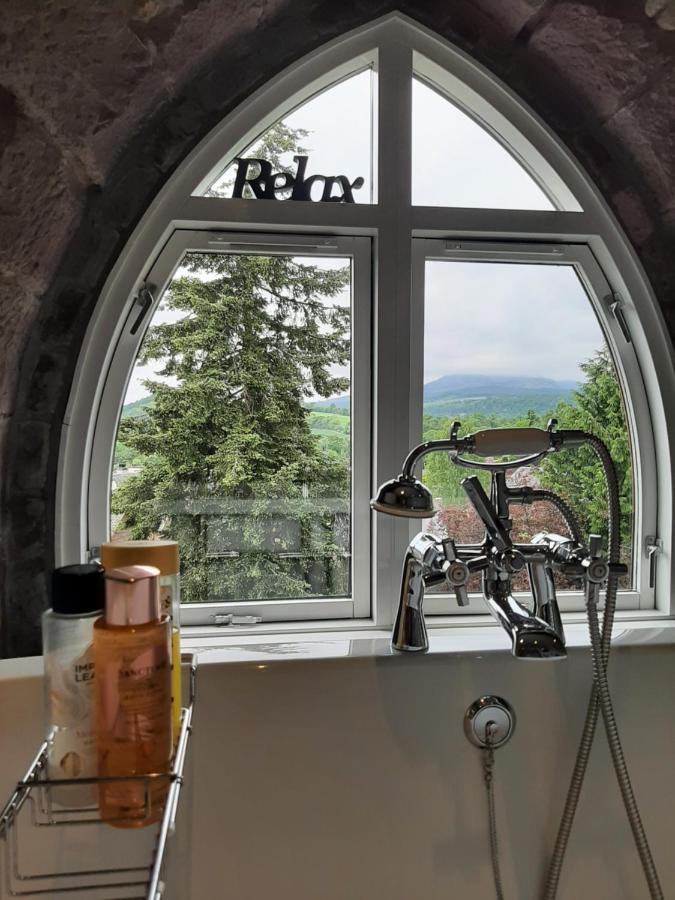 The Viewpoint, 2 Bedroom Apartment In Крийф Екстериор снимка