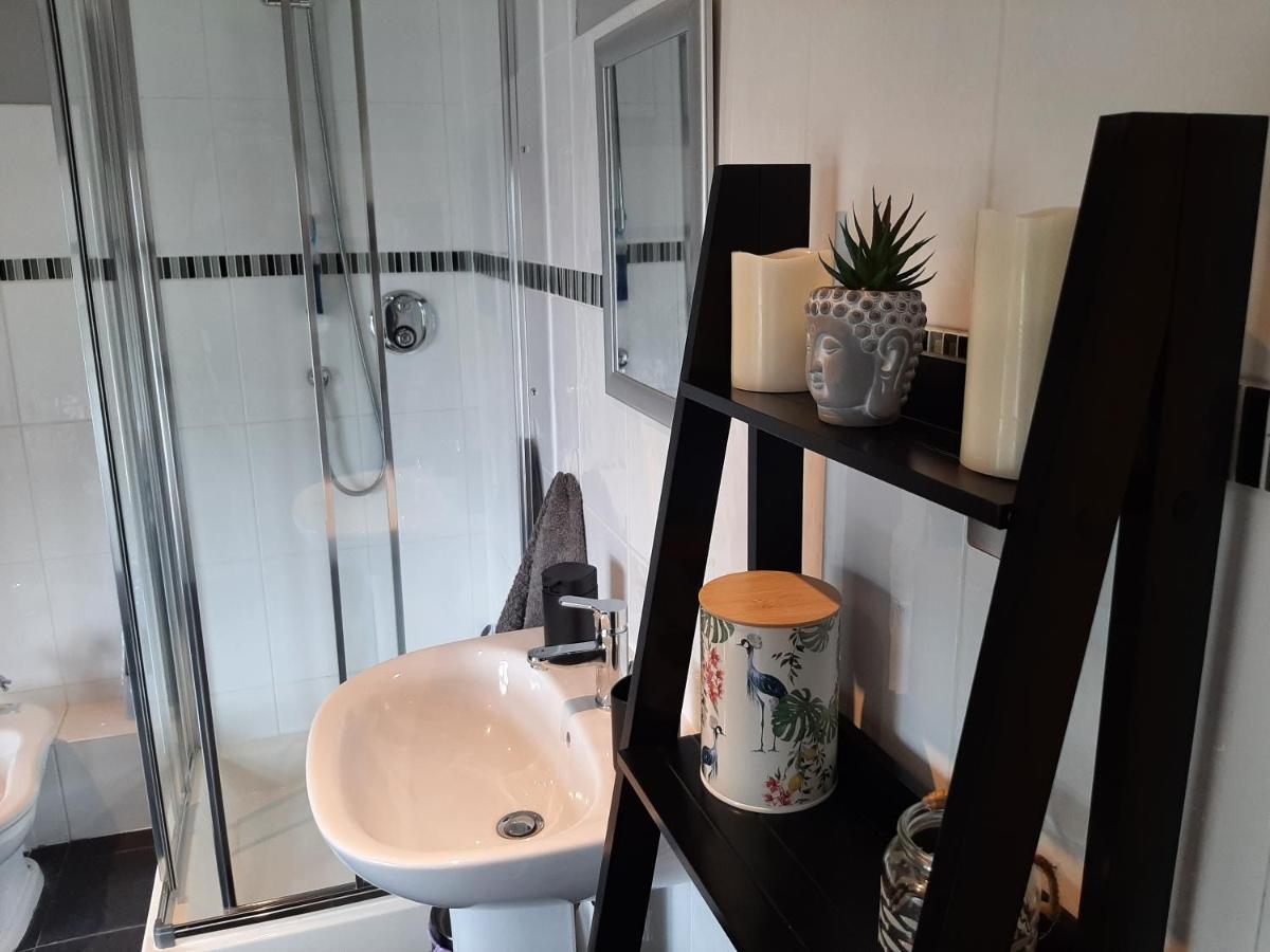 The Viewpoint, 2 Bedroom Apartment In Крийф Екстериор снимка